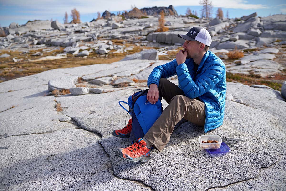 Patagonia Down Sweater (snack)